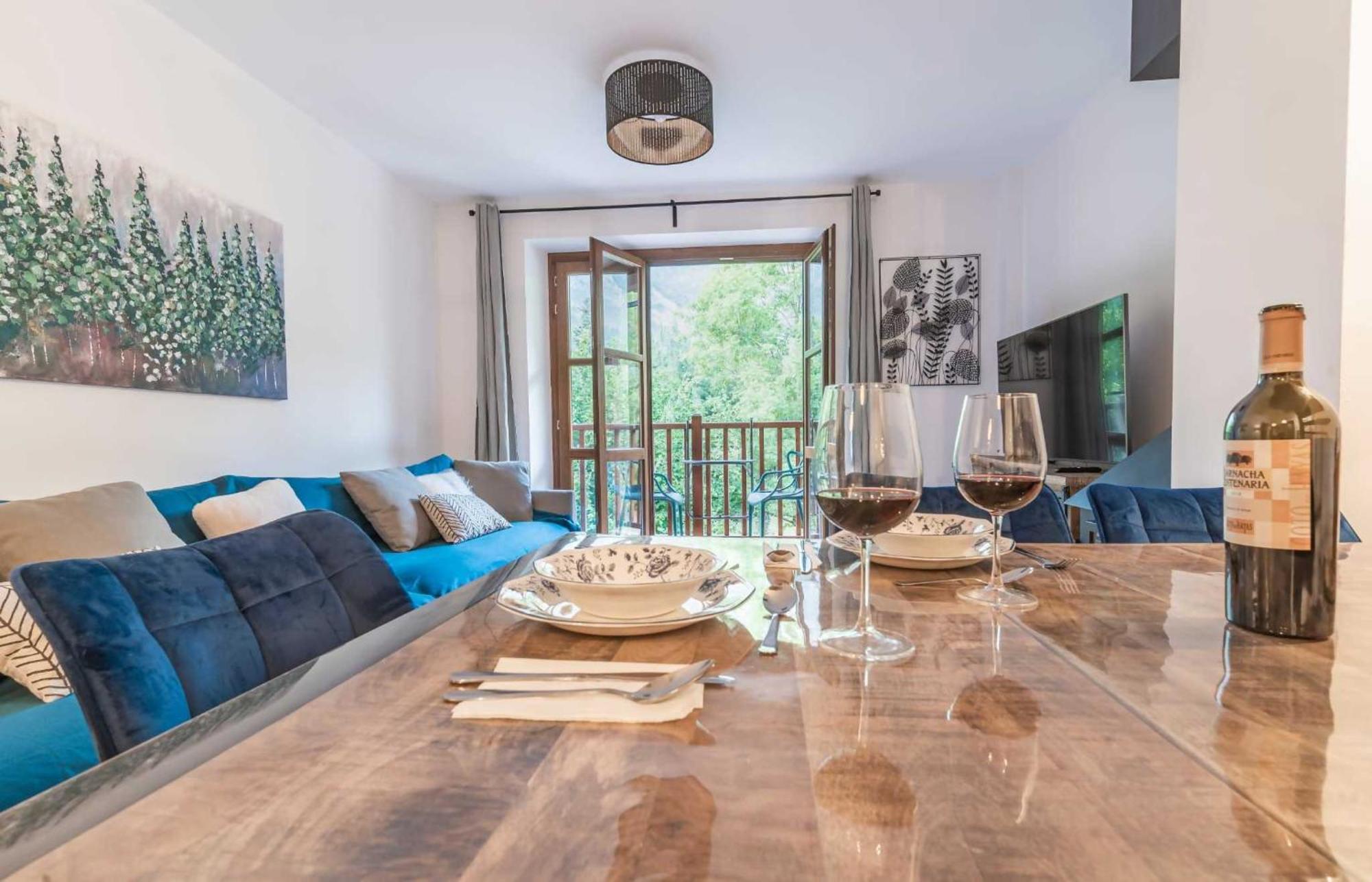 Loira Casa Sanchines Duplex De Lujo En Benasque Apartment Bagian luar foto