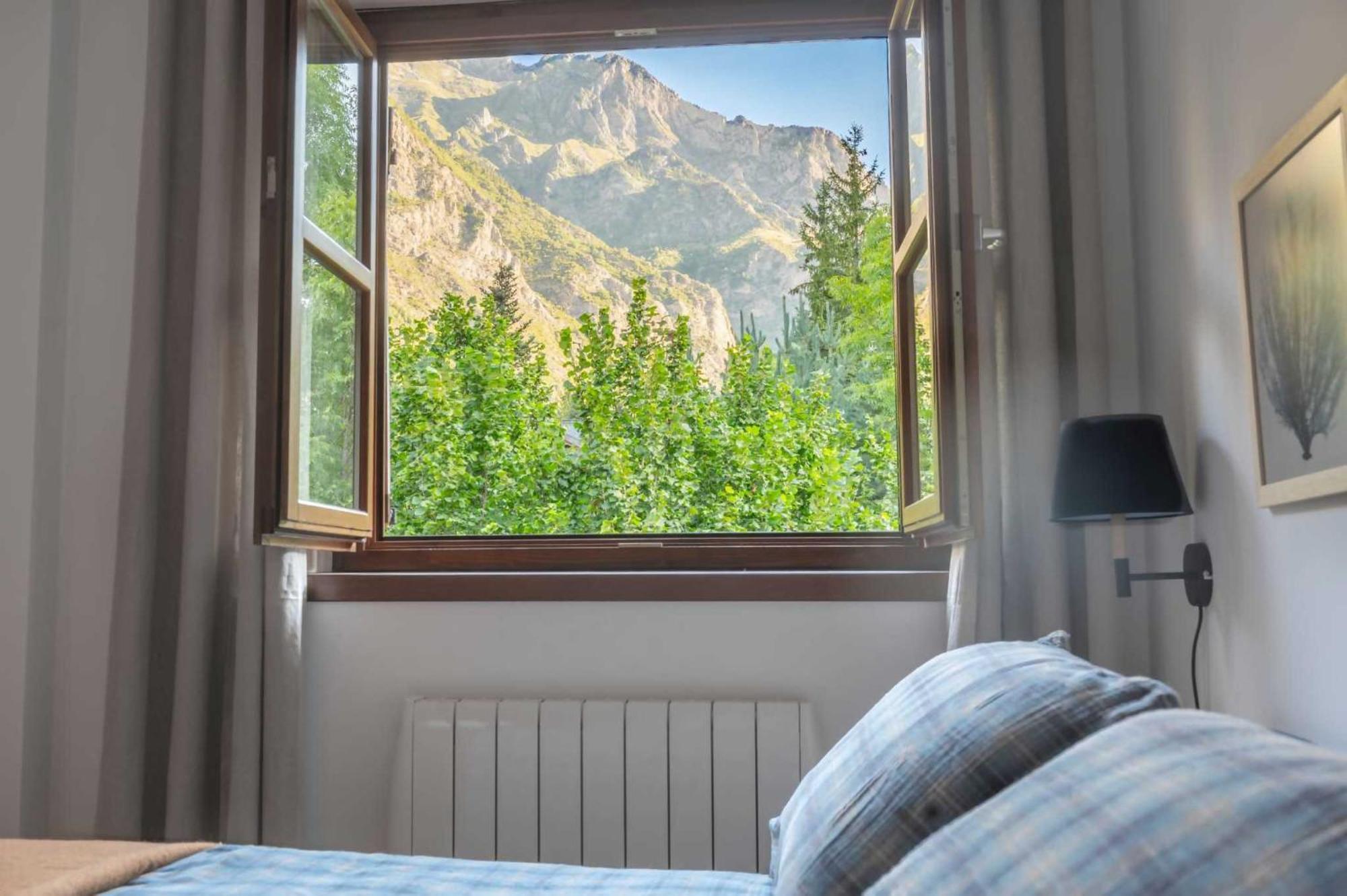 Loira Casa Sanchines Duplex De Lujo En Benasque Apartment Bagian luar foto