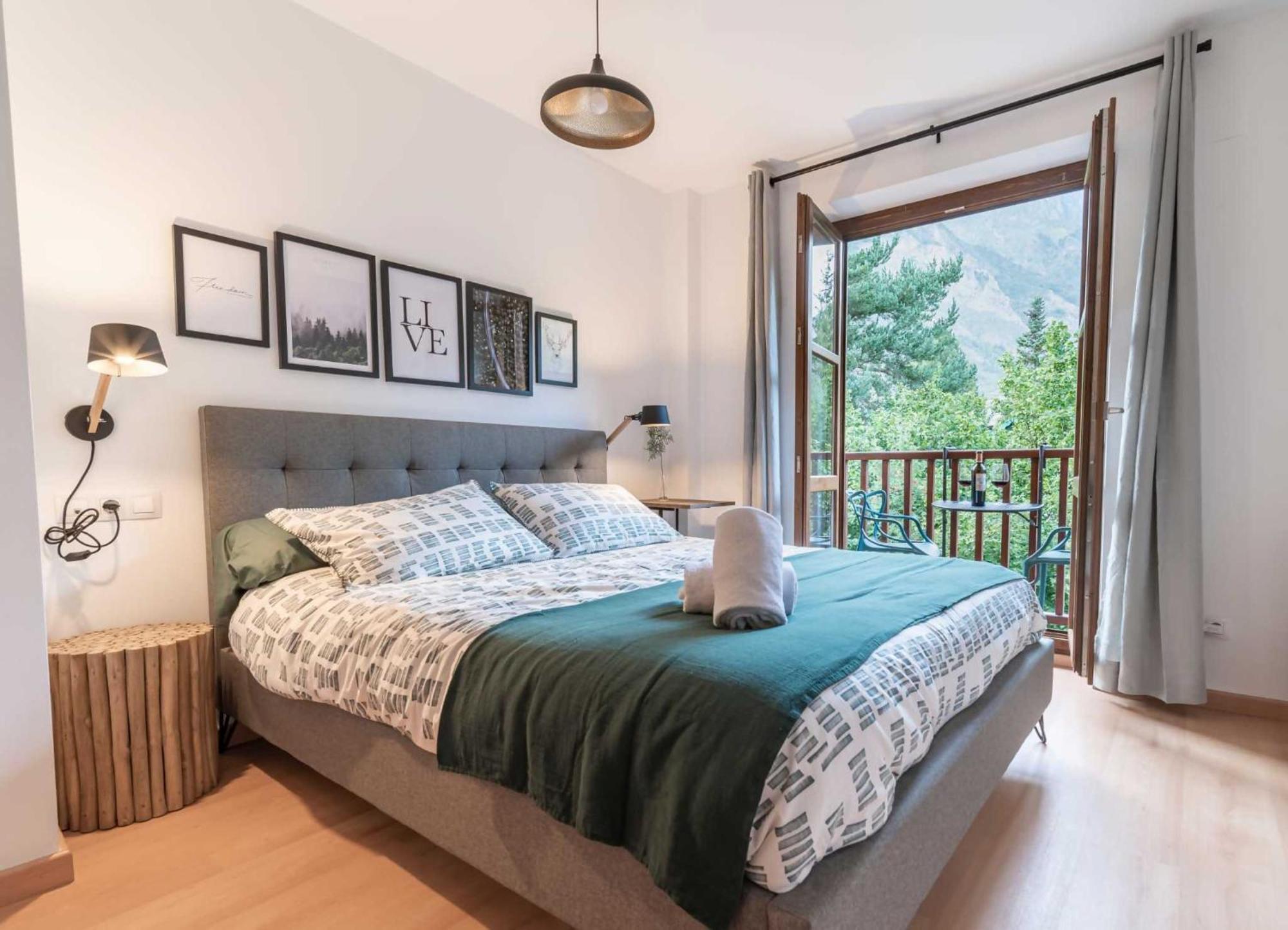 Loira Casa Sanchines Duplex De Lujo En Benasque Apartment Bagian luar foto